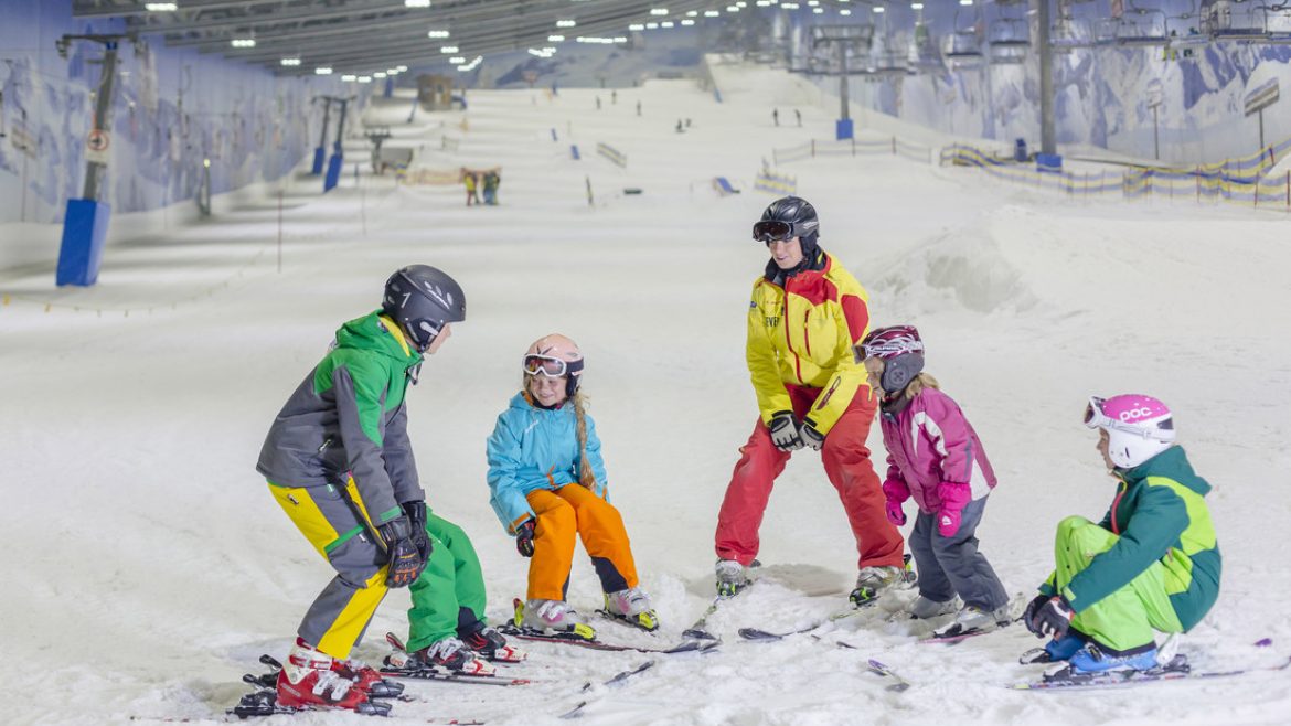 Skifahren in der JEVER FUN SKIHALLE Neuss